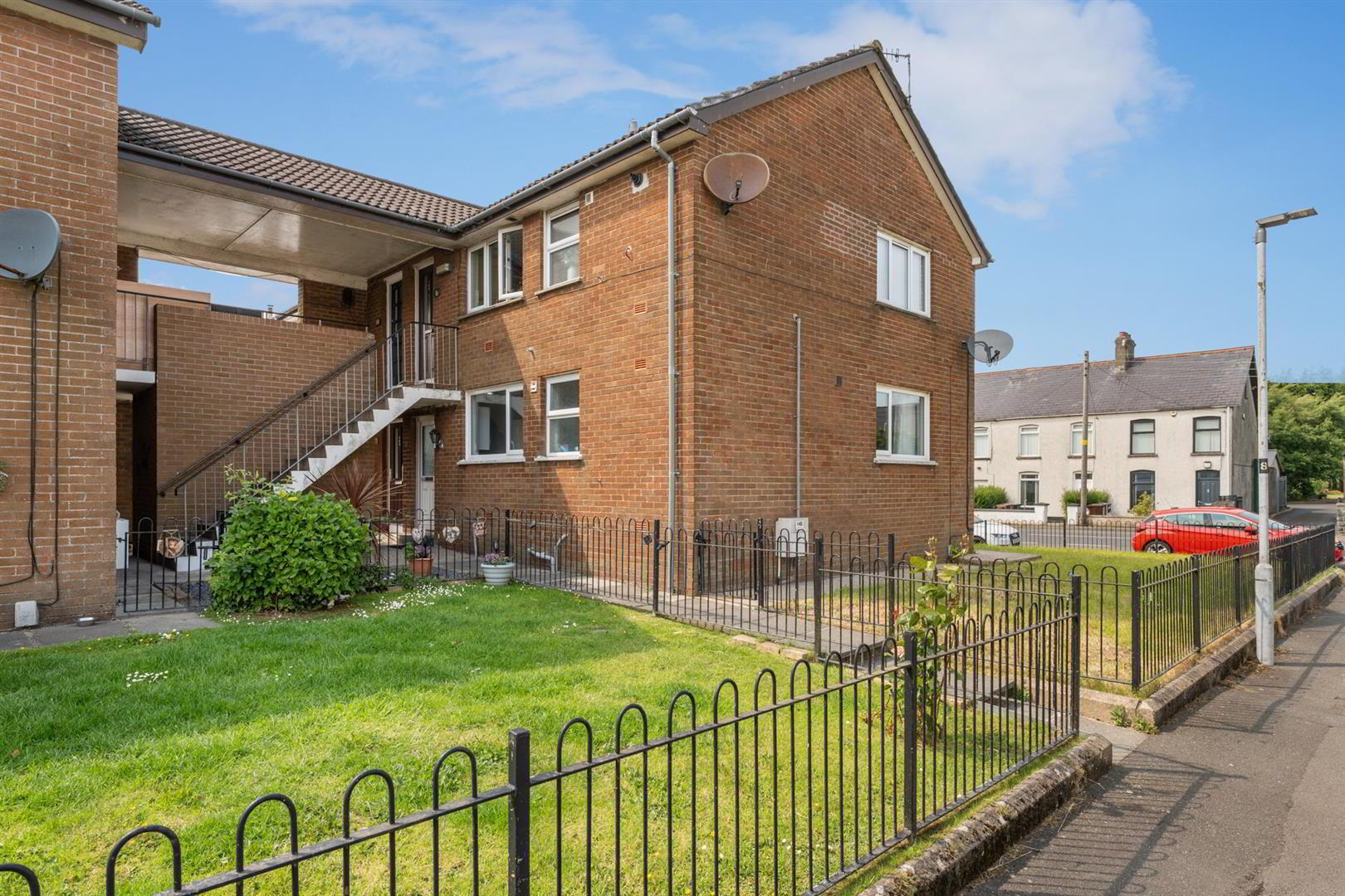 14e Ballyalton Park 1 of 15