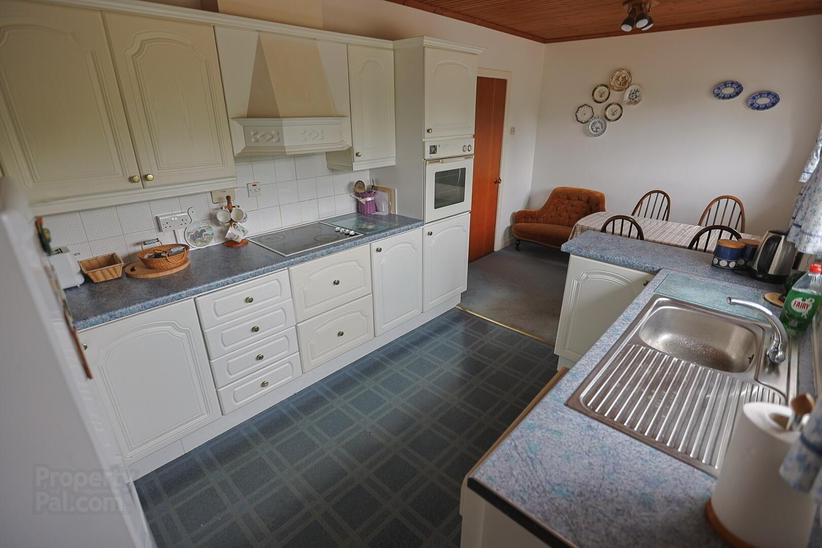28 Derrycreevy Road 16 of 43