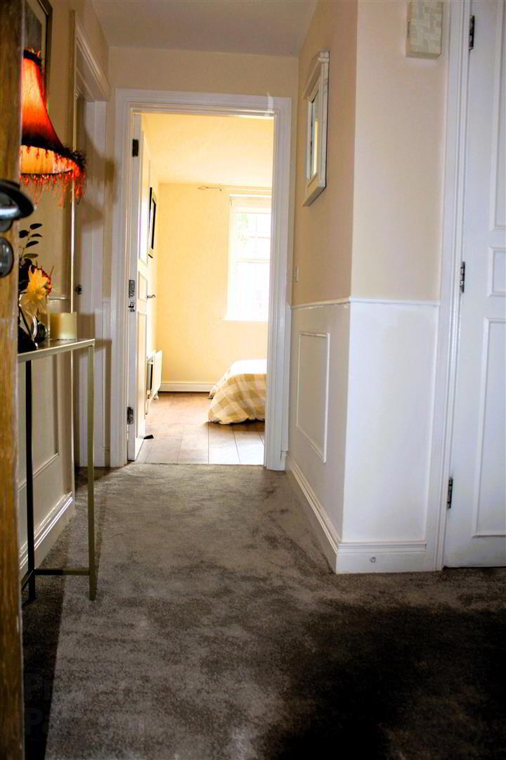 16 Milfort Mews 4 of 23