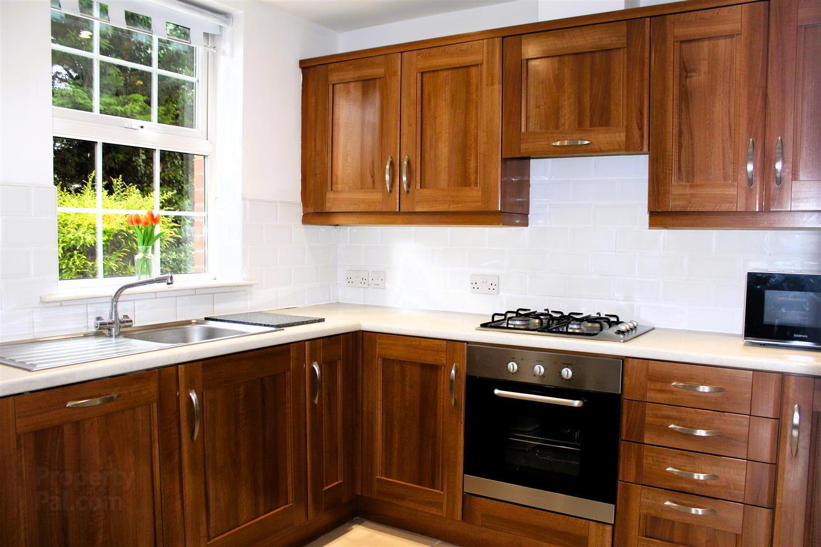 16 Milfort Mews 9 of 23