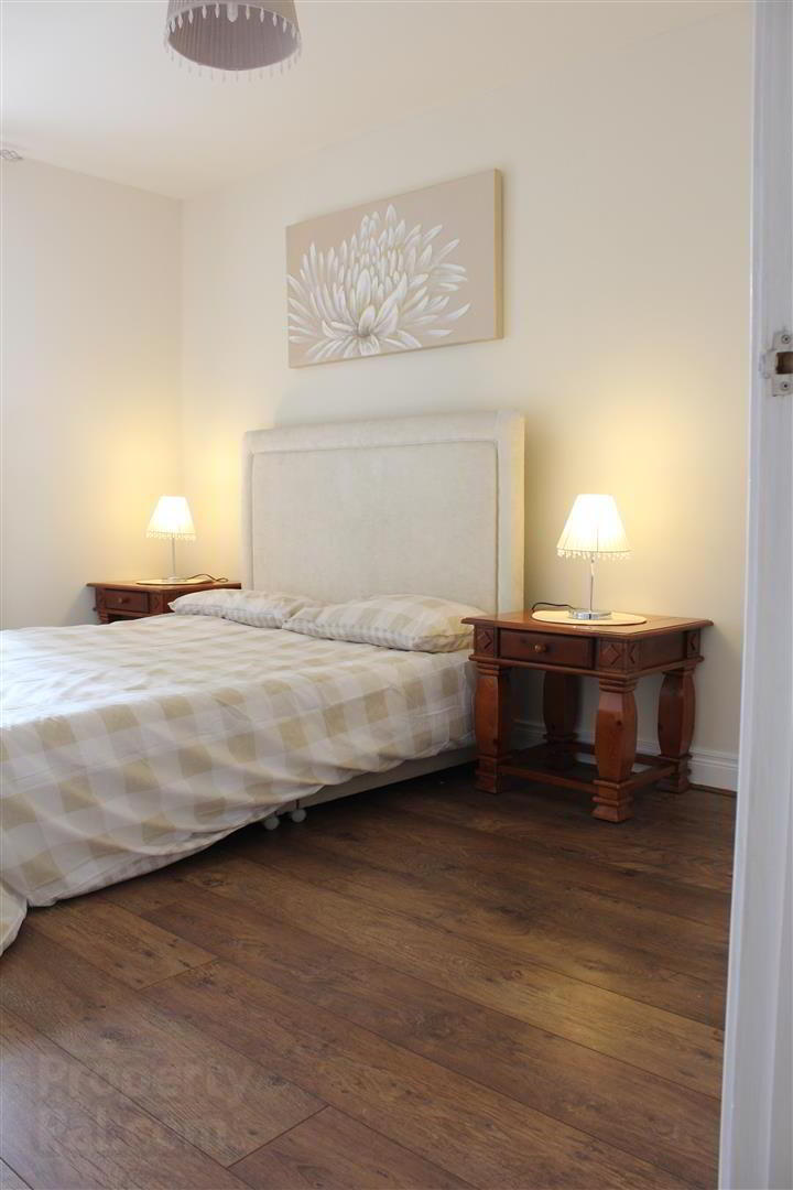 16 Milfort Mews 17 of 23