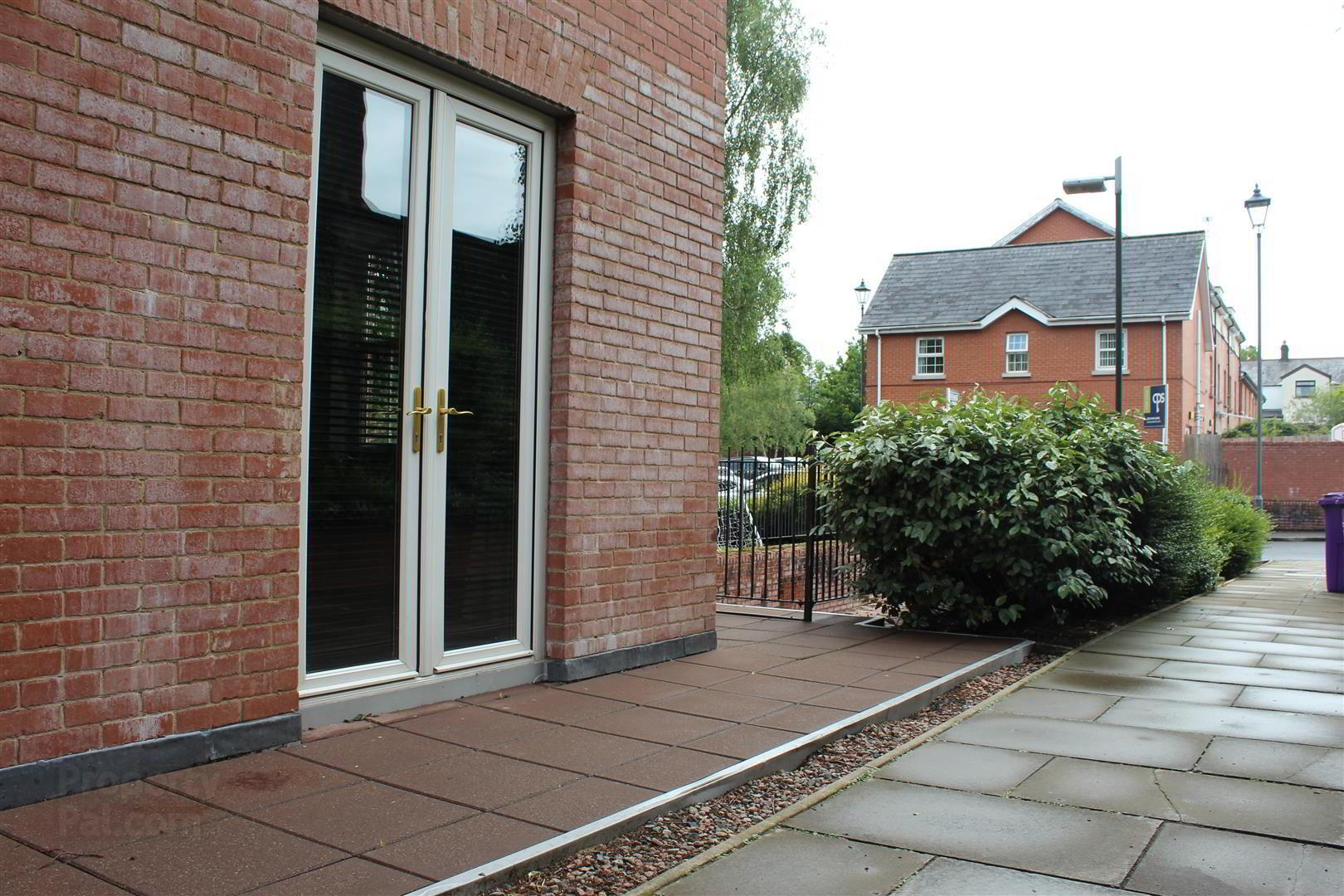 16 Milfort Mews 22 of 23