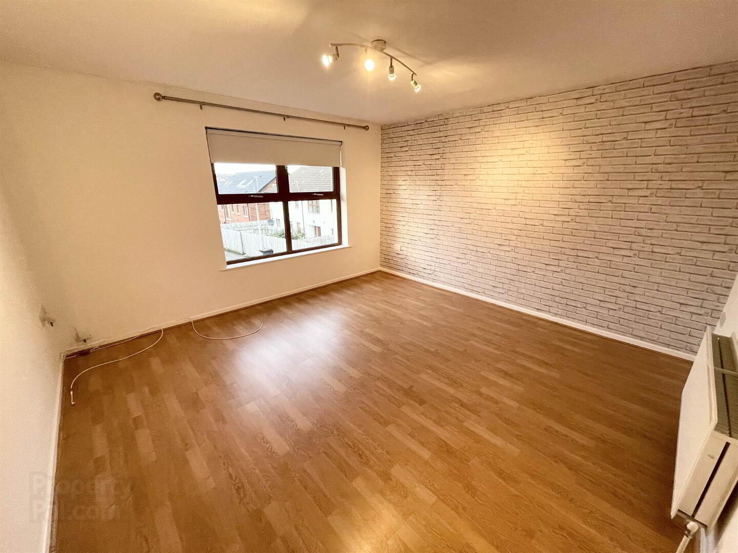 property description image