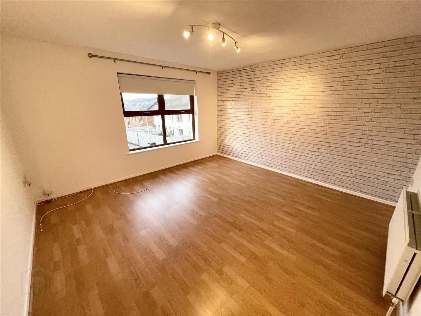 property description image
