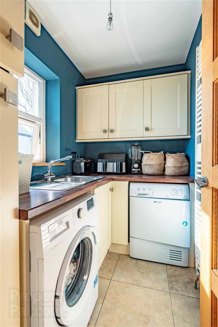 21b Glastry Road 13 of 31