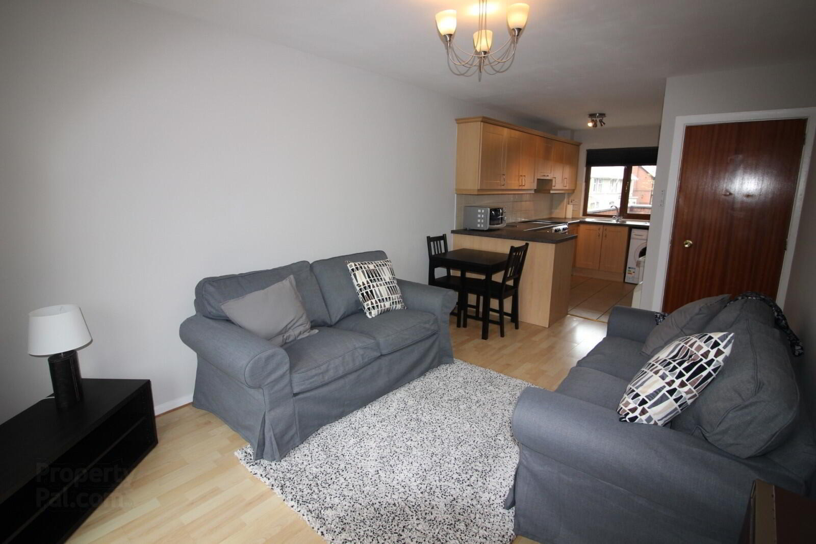1 Bawnmore Court 3 of 6