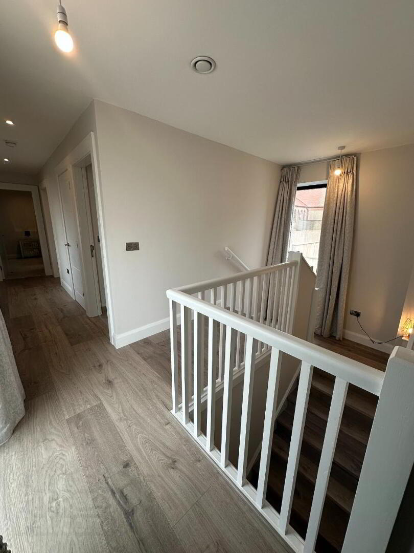 32 Church Street 3 of 16