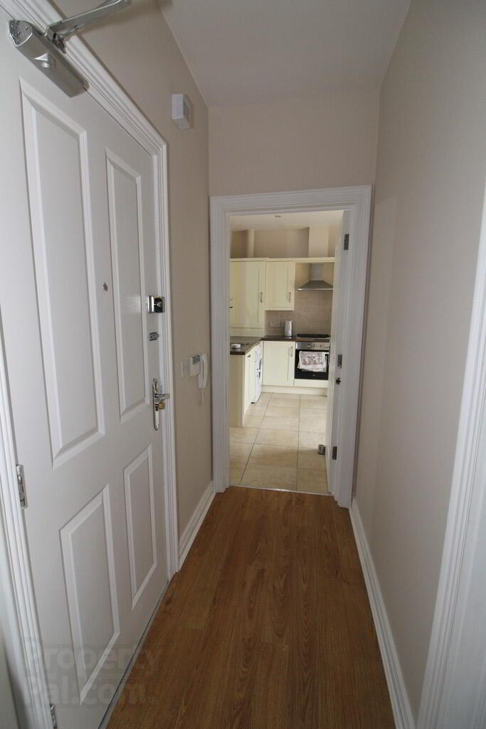 63 Blackrock Square 3 of 16