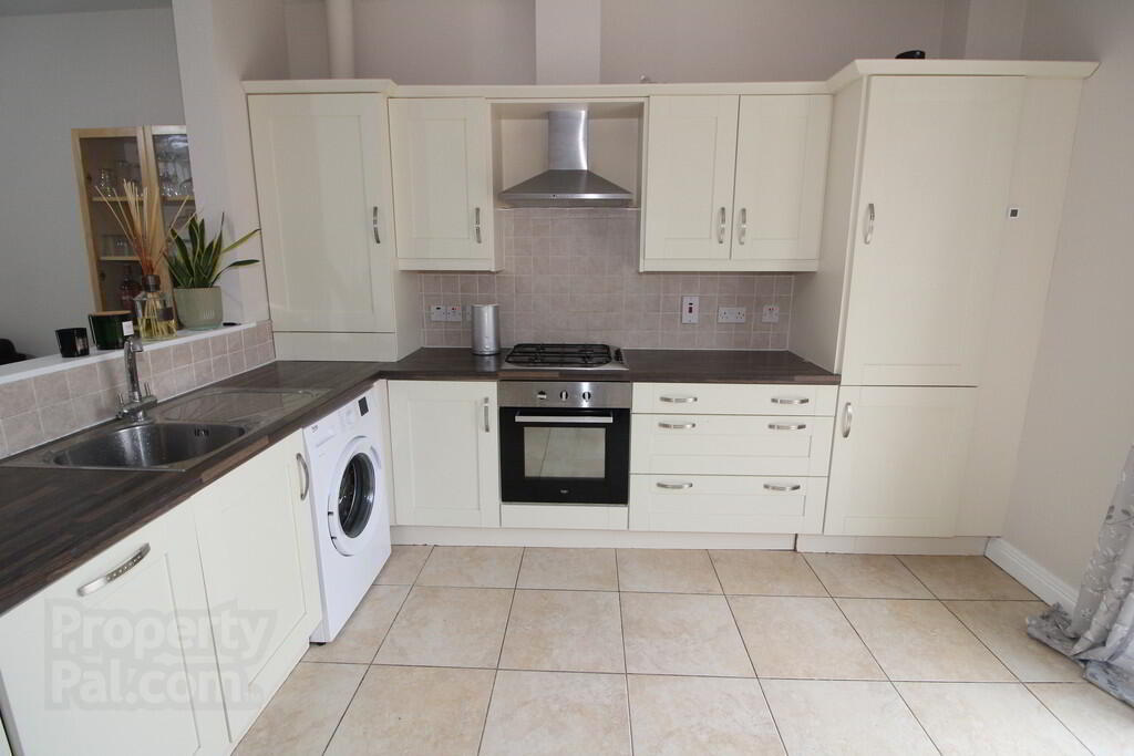 63 Blackrock Square 8 of 16
