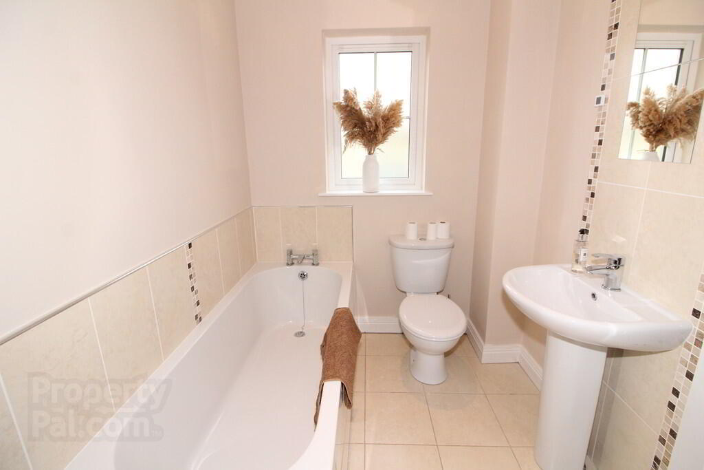 63 Blackrock Square 14 of 16