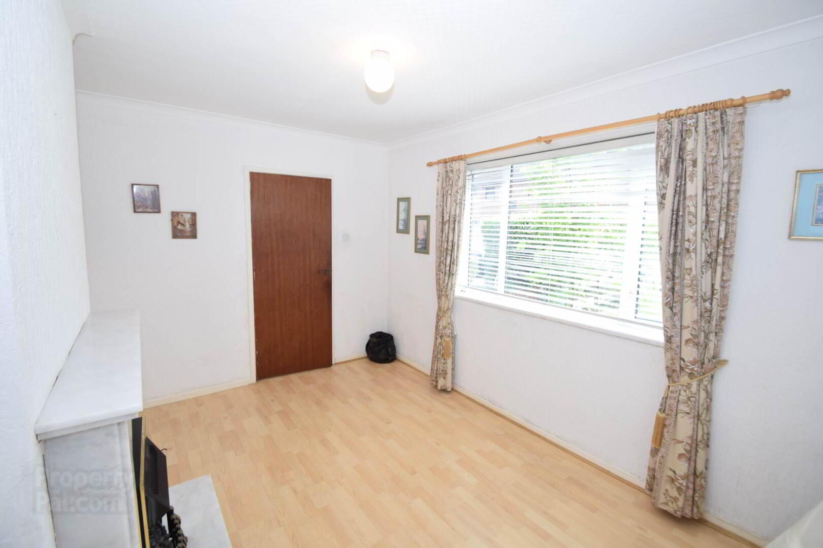 35 Creeve Walk 6 of 28