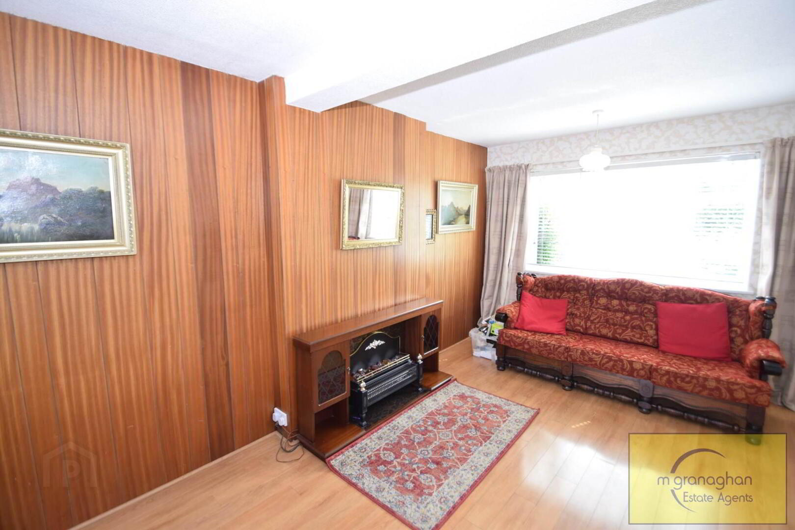 35 Creeve Walk 9 of 32