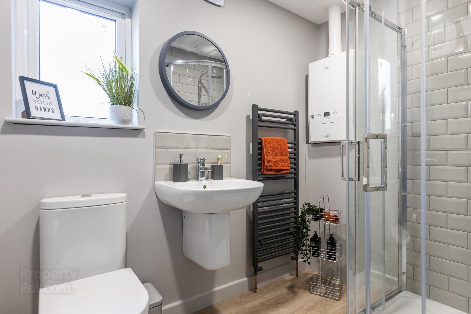Room 2, 166 Woodstock Road 10 of 10