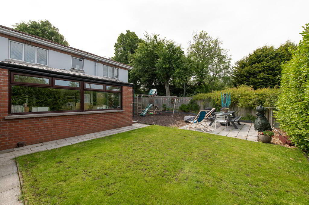 47 Dillons Avenue 27 of 34