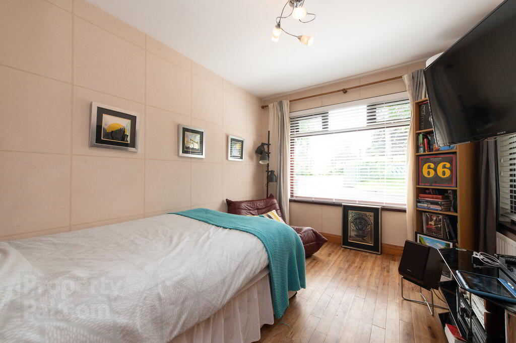 47 Dillons Avenue 15 of 34