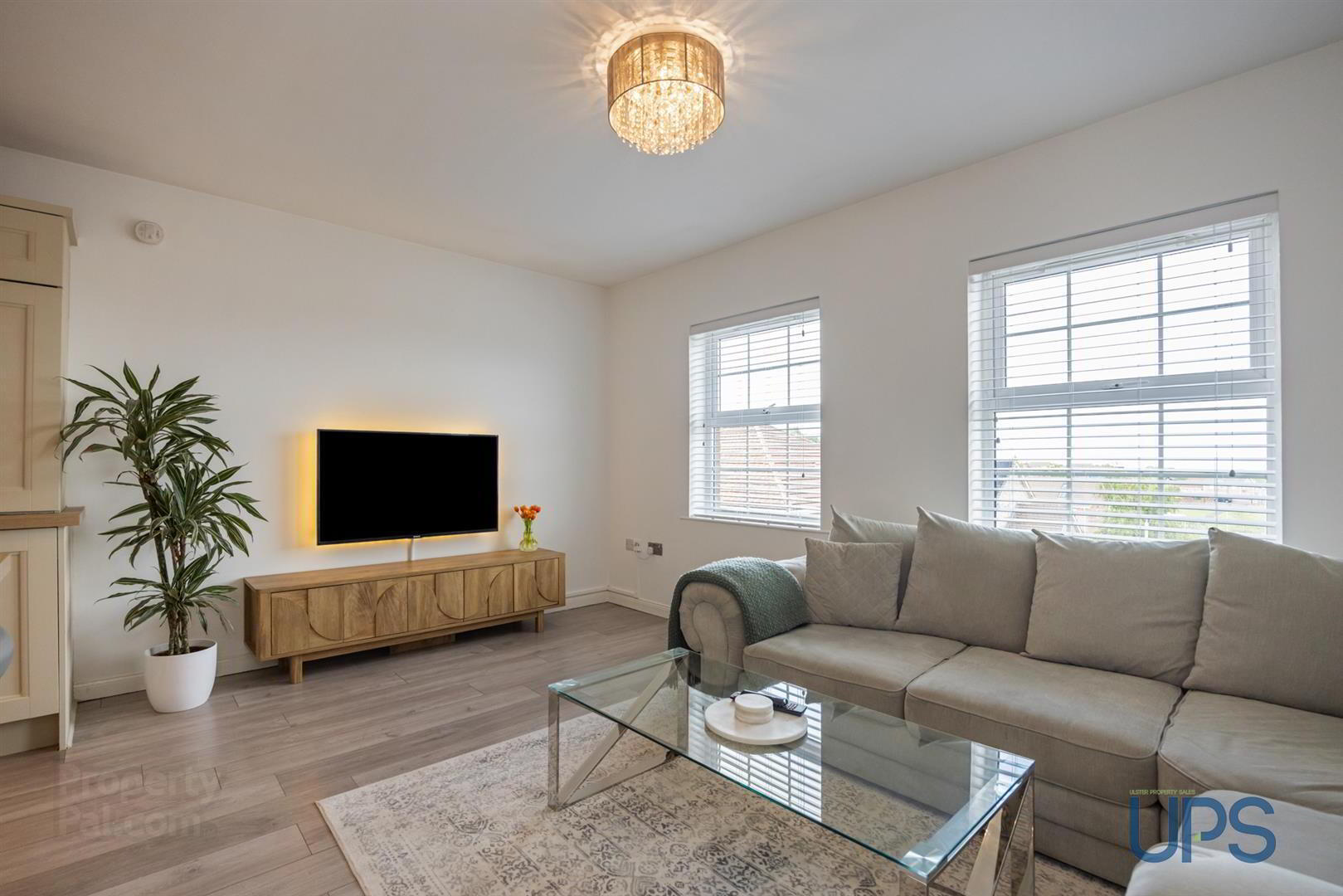 Apt 7, Mount Eagles Court 4 of 24