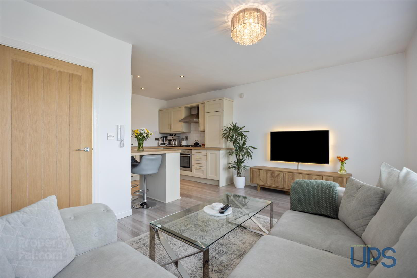 Apt 7, Mount Eagles Court 5 of 24