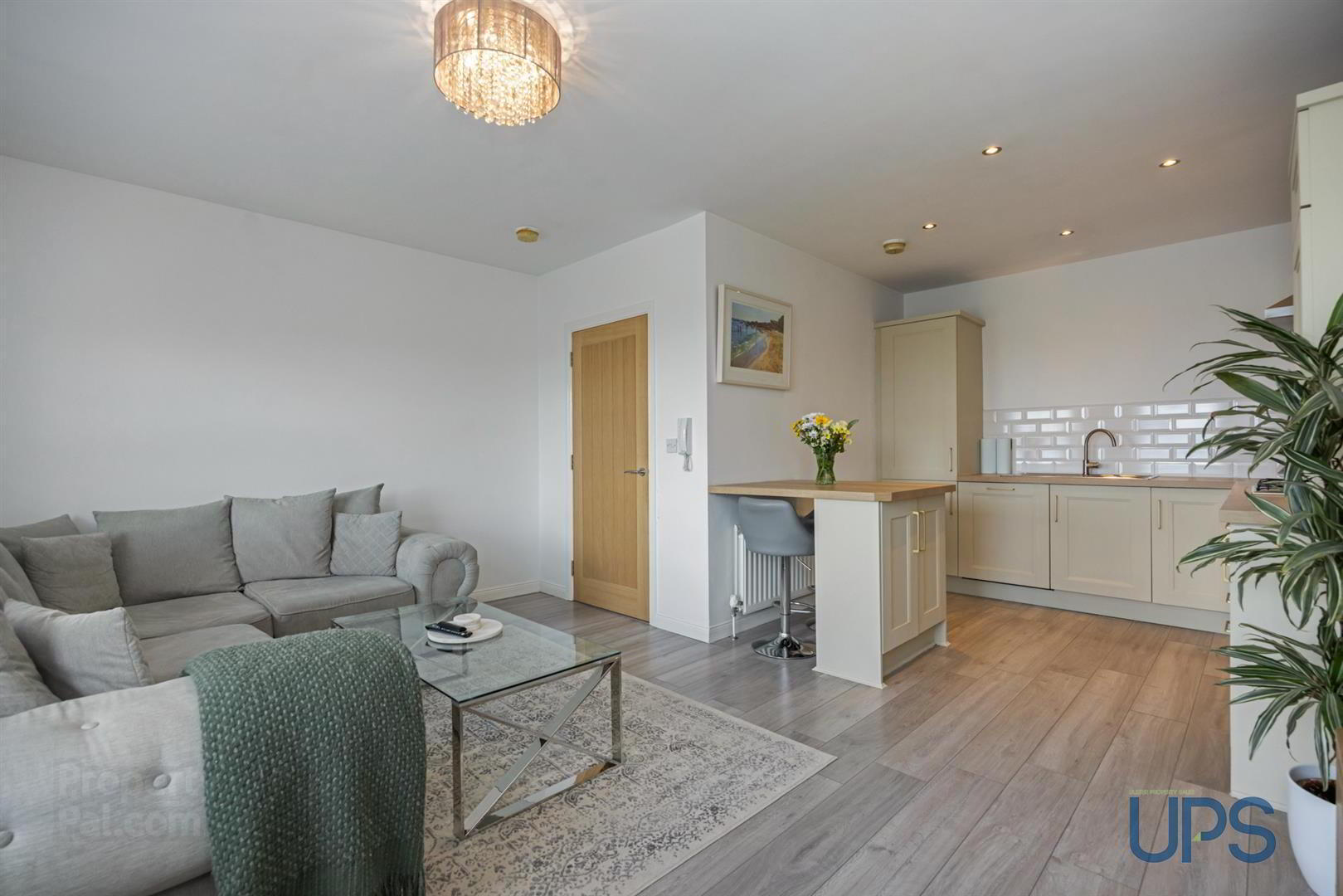 Apt 7, Mount Eagles Court 11 of 24