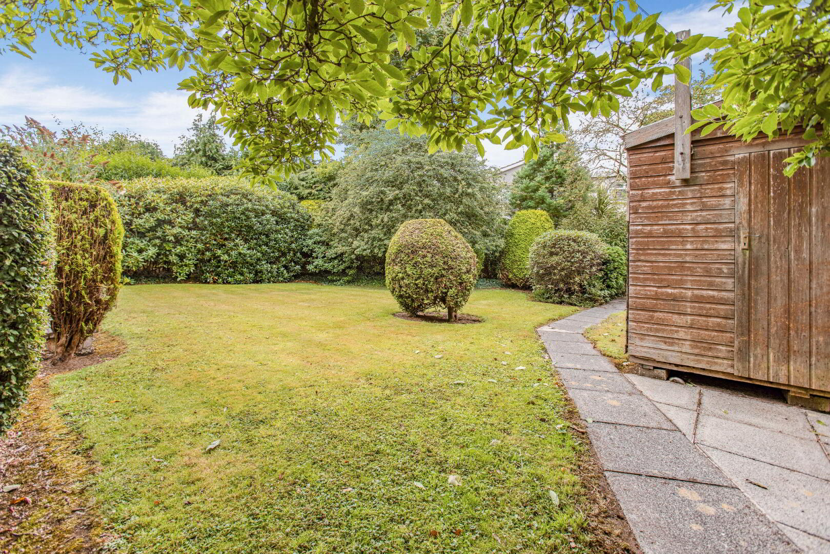 10 Galgorm Gardens 33 of 34