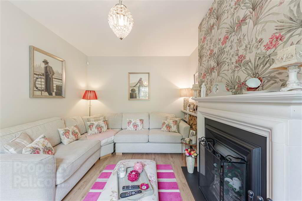 12 Breton Drive 9 of 41