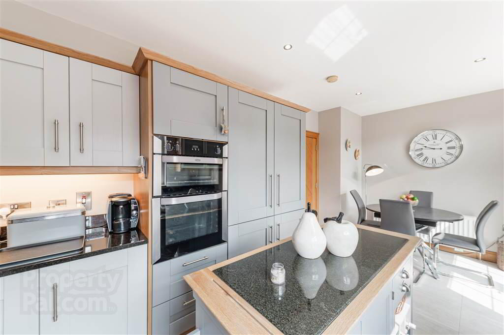 12 Breton Drive 14 of 41