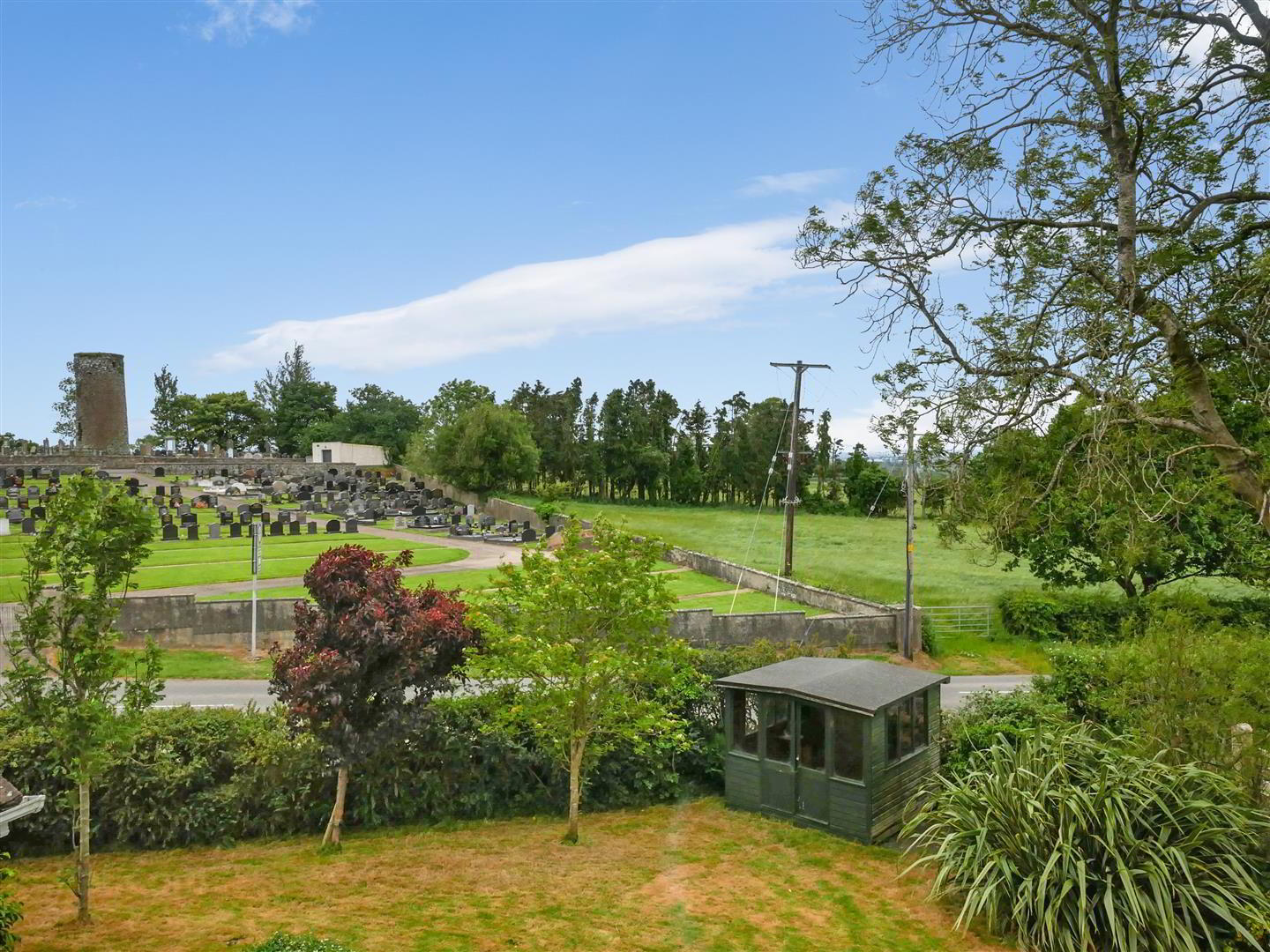 1 Pinewood Park 22 of 32