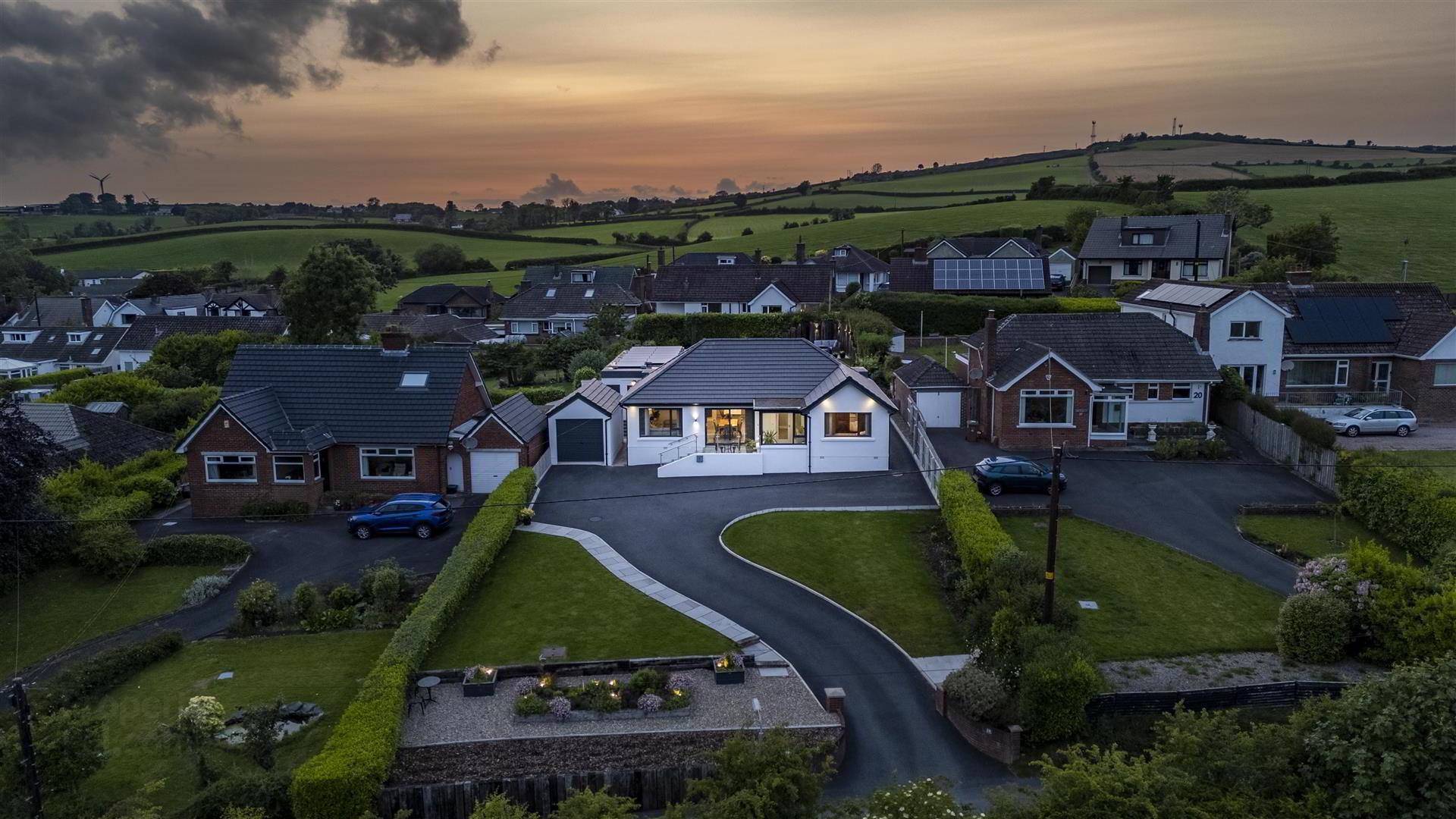18 Ballybarnes Road 1 of 67