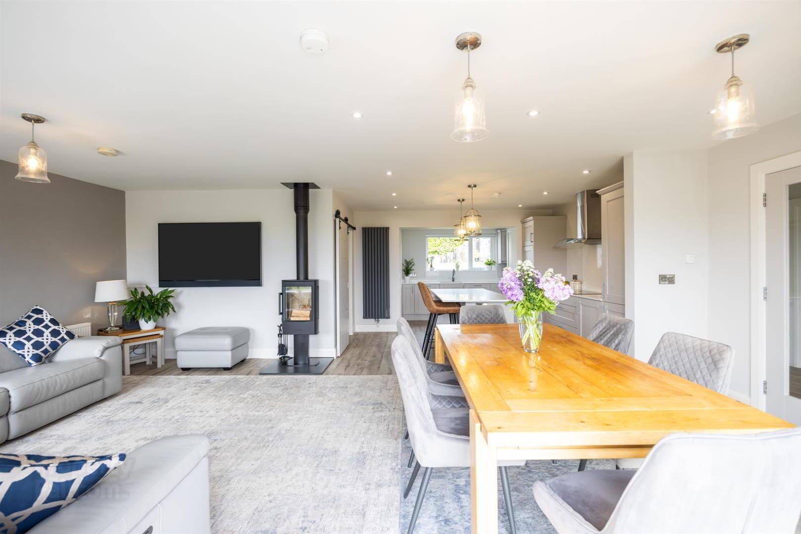 18 Ballybarnes Road 20 of 67