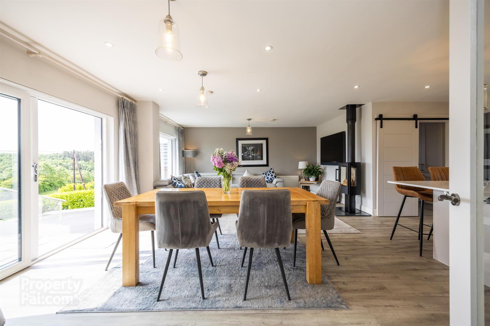 18 Ballybarnes Road 16 of 67