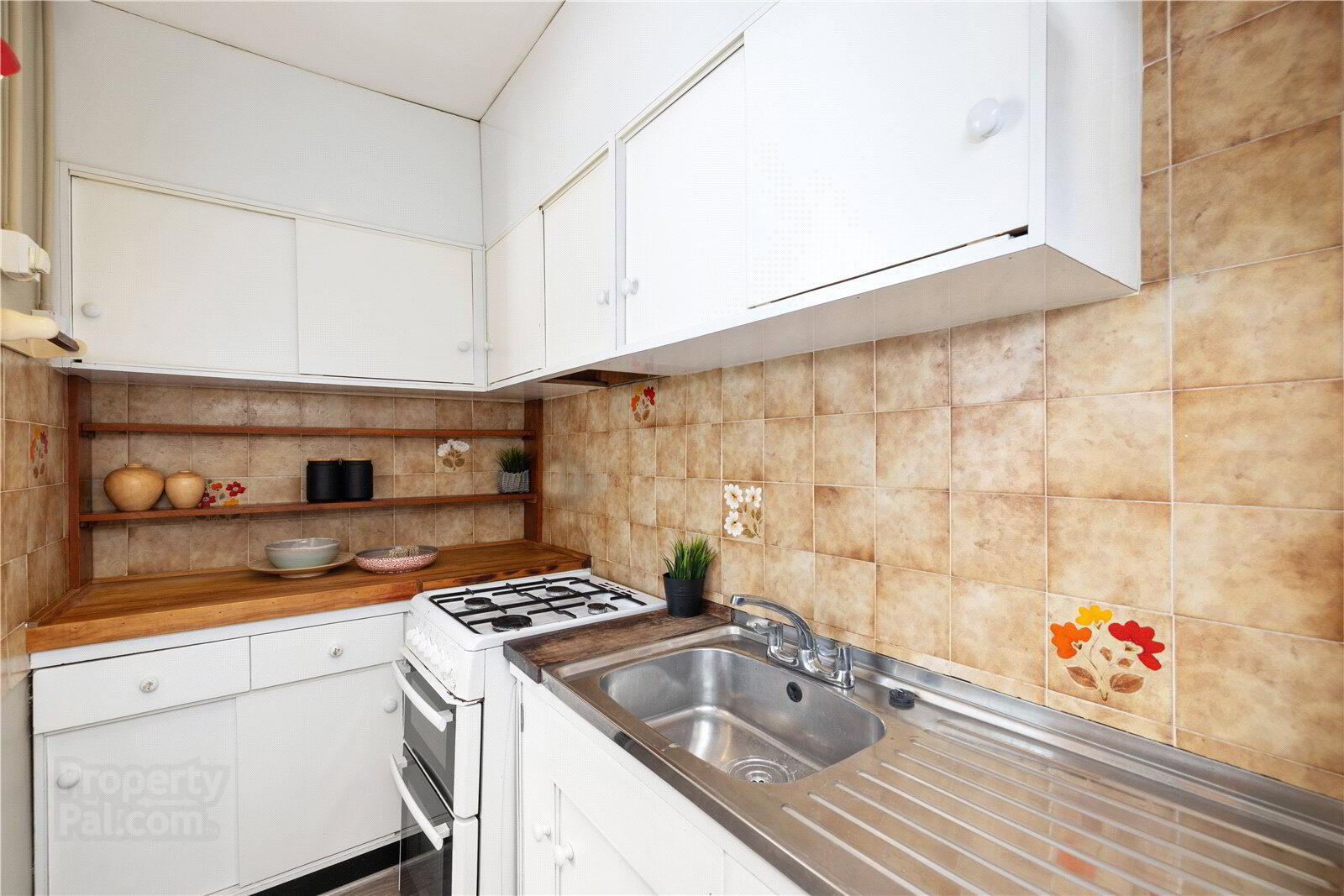 28 Clonkeen Road 8 of 16