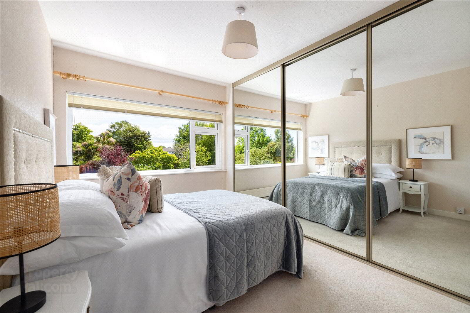 28 Clonkeen Road 10 of 16