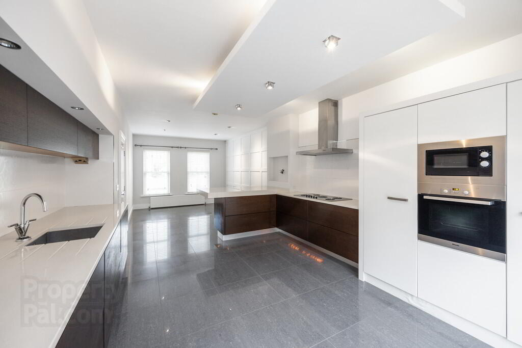 22 Ballantine Gardens 4 of 37