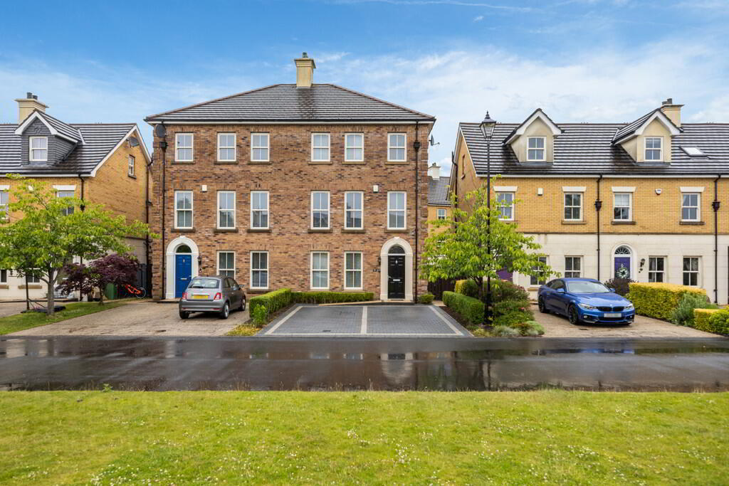 22 Ballantine Gardens 1 of 37
