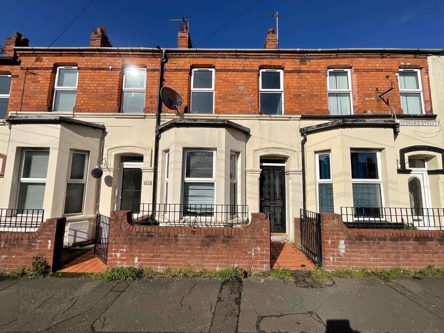 32 Donard Street 1 of 8