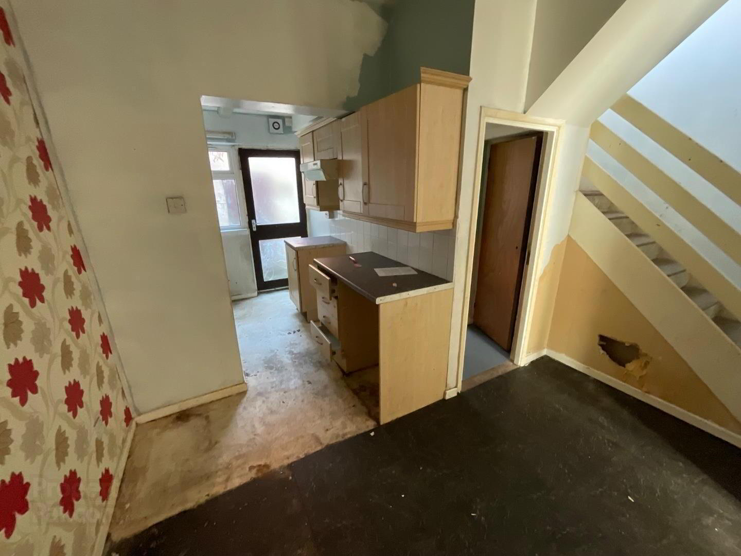 32 Donard Street 3 of 8