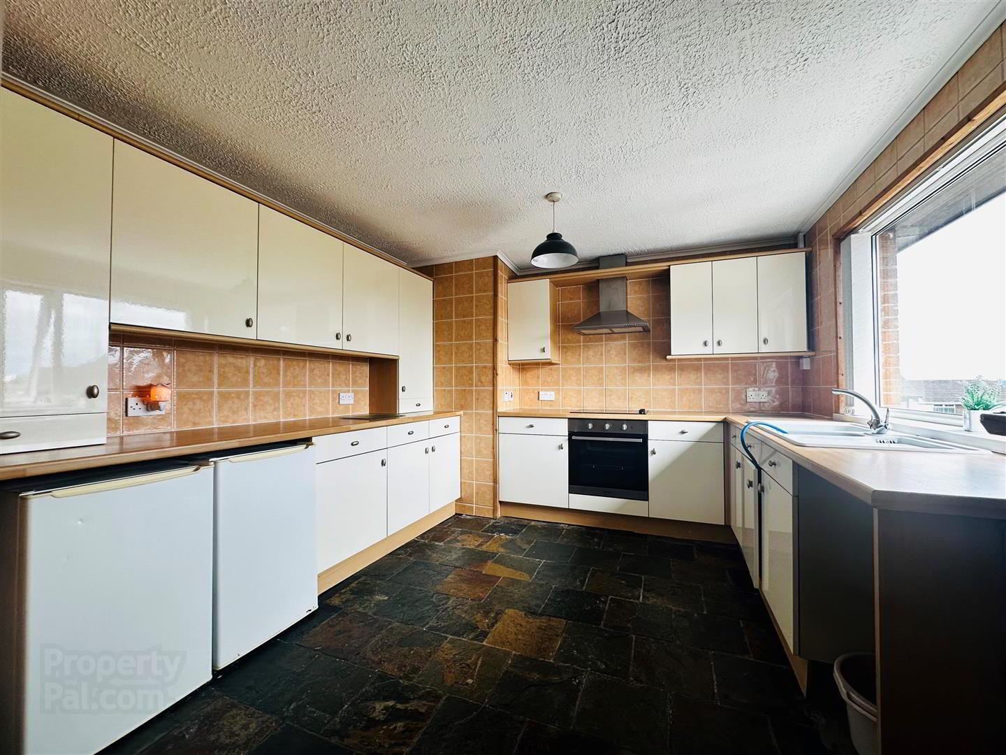 222f Jordanstown Road 5 of 10