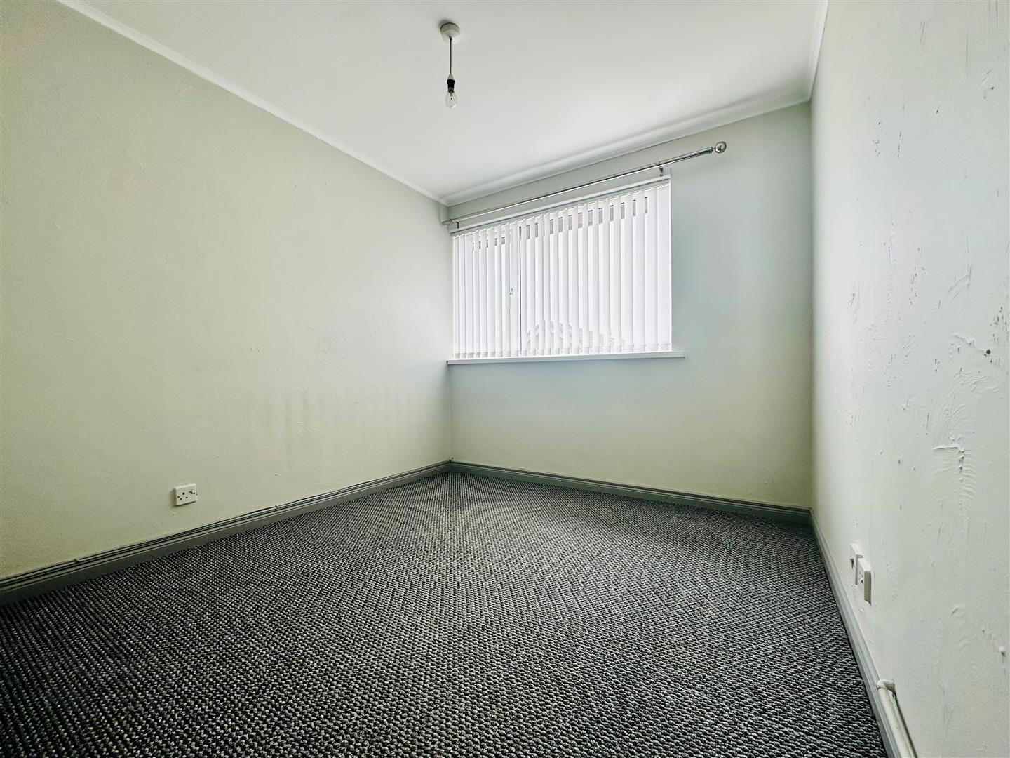 222f Jordanstown Road 9 of 10