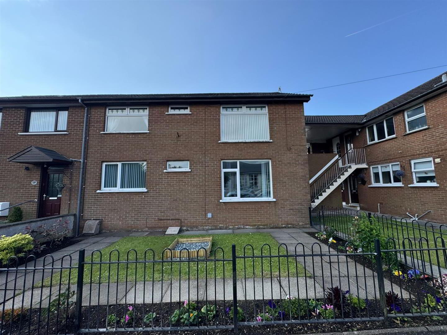 222f Jordanstown Road 2 of 12