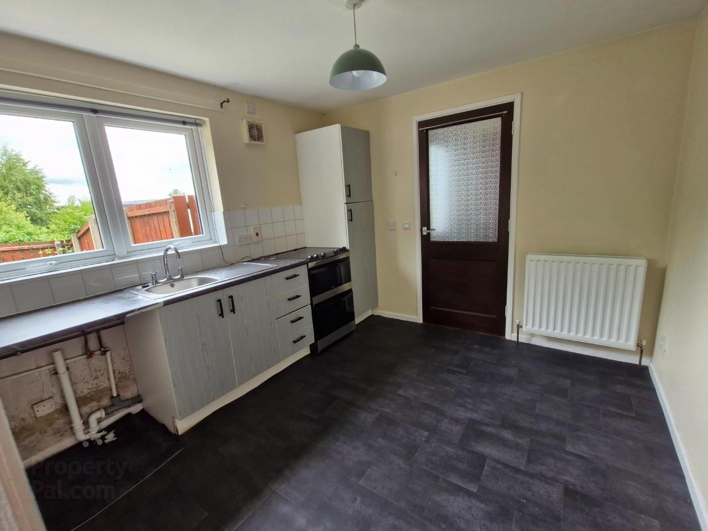 11a Gowanvale Drive 8 of 16