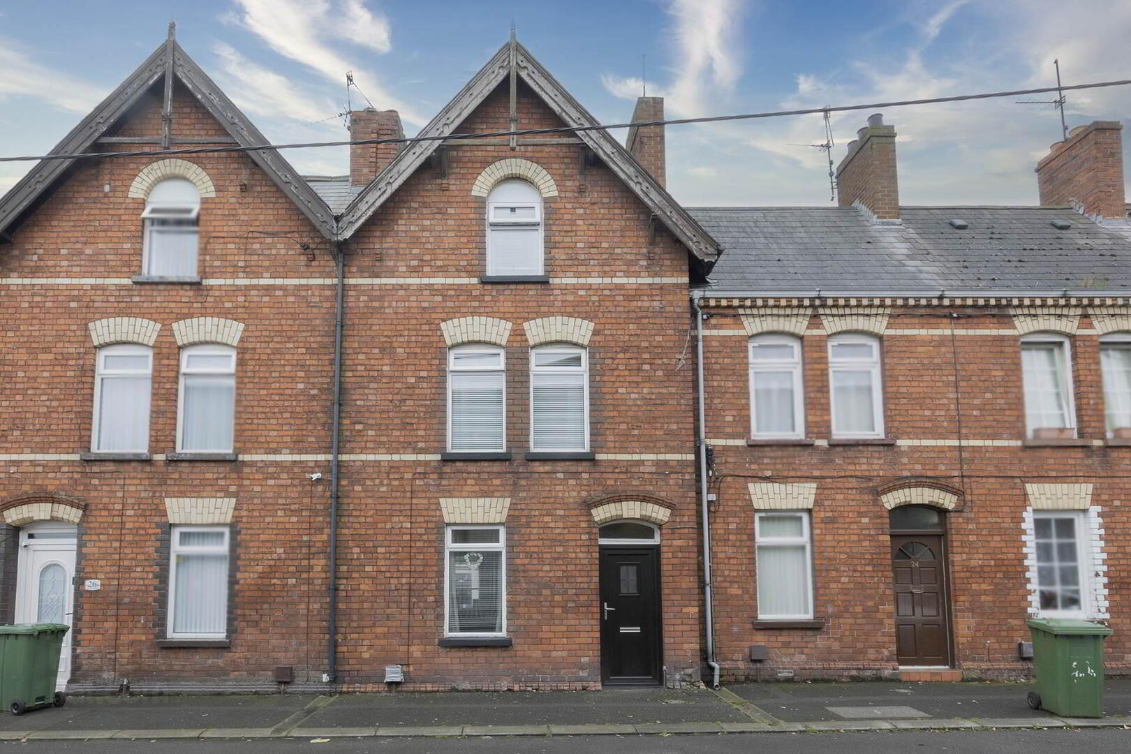 25 Brownlow Terrace 1 of 19