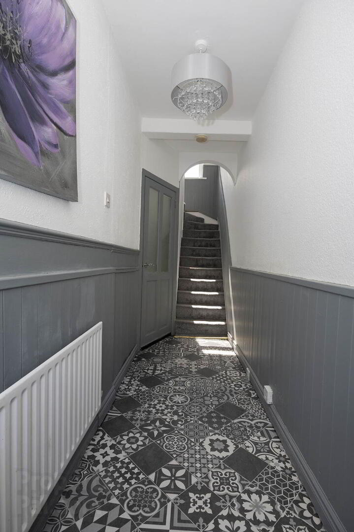 25 Brownlow Terrace 3 of 19
