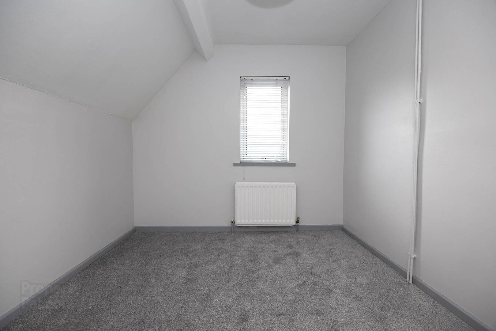 25 Brownlow Terrace 14 of 19