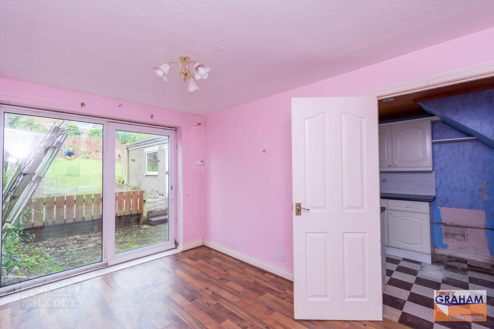 15 Glendun Park 6 of 17