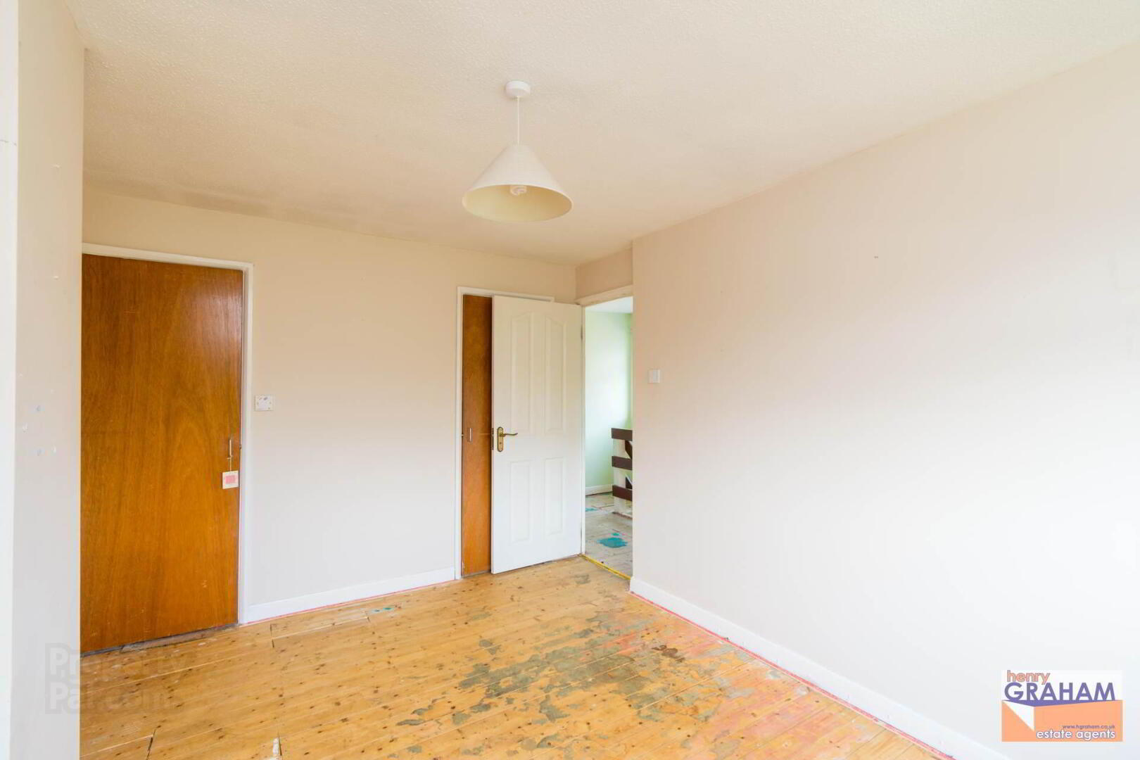 15 Glendun Park 11 of 17
