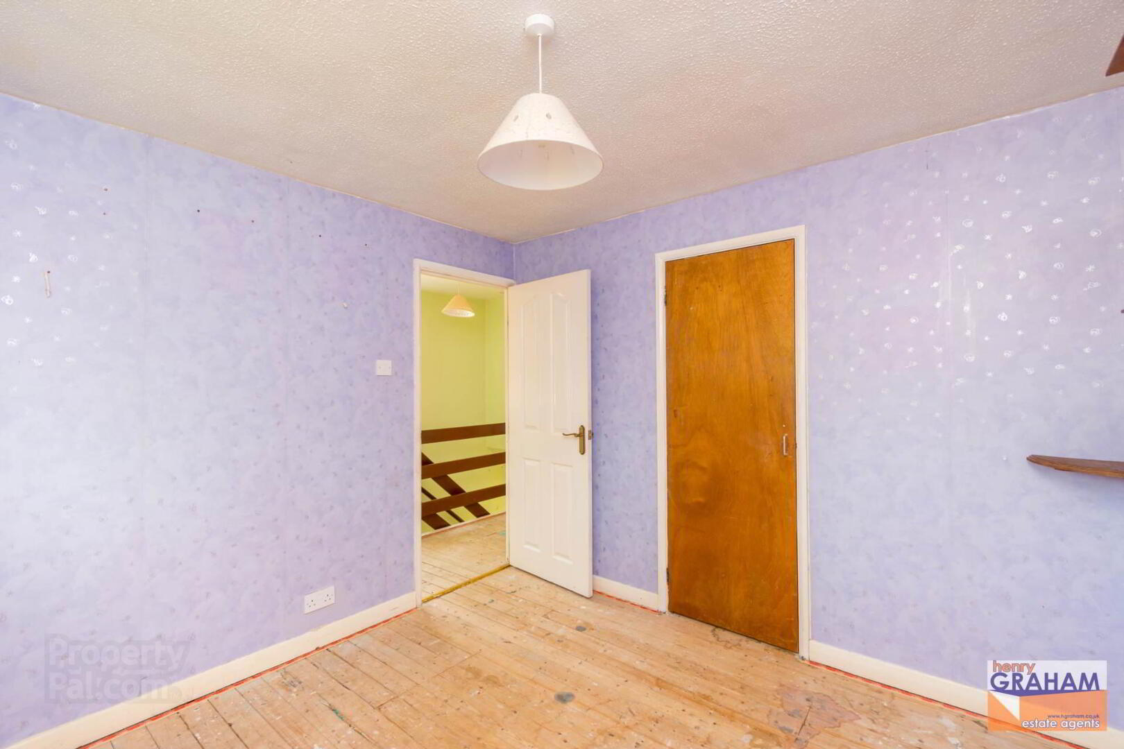 15 Glendun Park 13 of 17