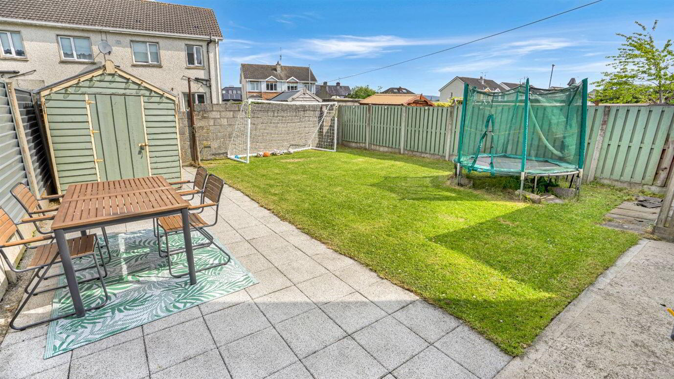 38 Woodbury Gardens 17 of 20