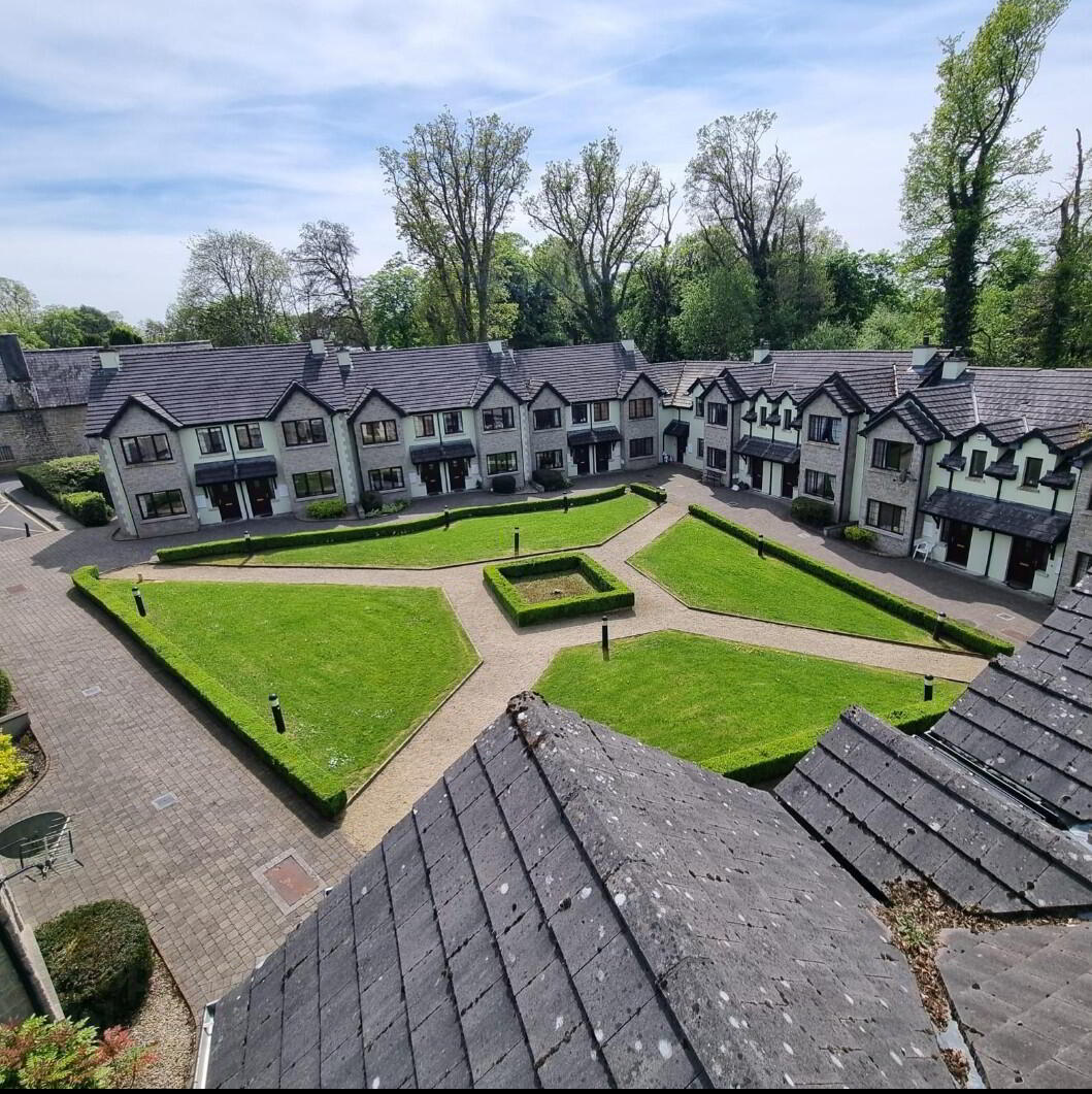 6 Clement Court. Lough Rynn 7 of 33