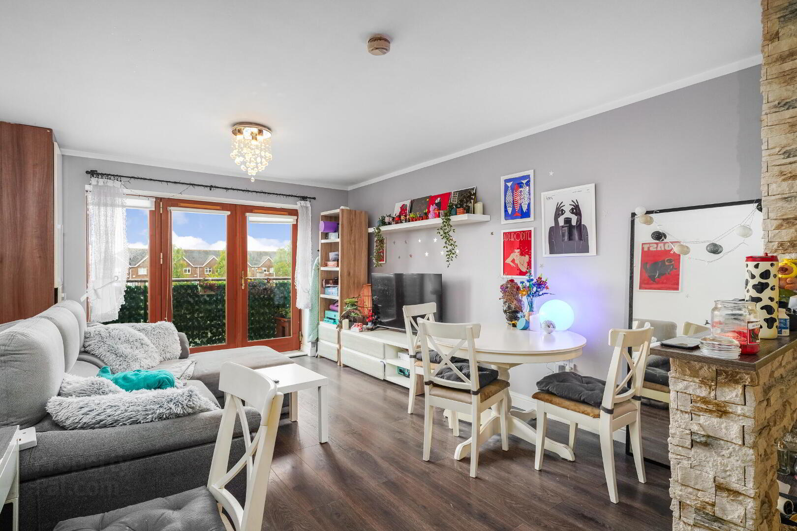 Apartment 56 Clearstream Court 6 of 19