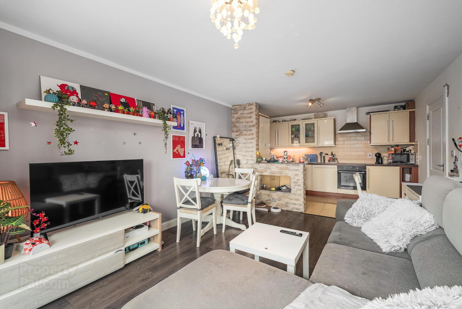 Apartment 56 Clearstream Court 7 of 19
