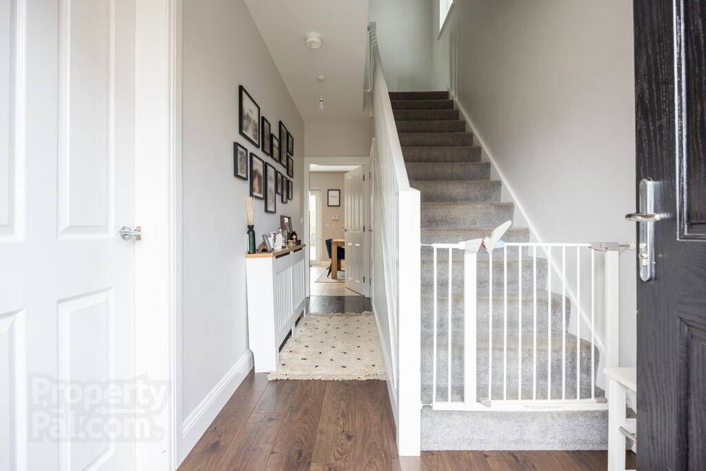 37 Sir Richard Wallace Crescent 3 of 20